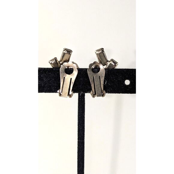 Vintage AB Rhinestone Baguette and Round Faceted Earrings - Picture 5 of 9